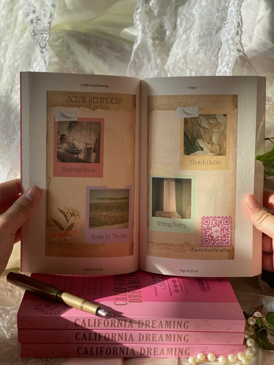 Product image showing the Scene Reminder feature, containing a QR code to a video, and a few quotes from the previous chapter.